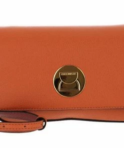 COCCINELLE Umhängetasche »Mini Bag« Cloud #ft5_slash# Shark Grey, Noir #ft5_slash# Noir, Powder Pink #ft5_slash# Taupe, Chestnut #ft5_slash# Cinnamon -Günstiges Coccinelle Geschäft 0e28f567 266e 55b8 9aac 3604bf832d3e