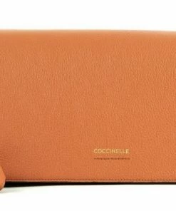 COCCINELLE Schultertasche »Josephine« Powder Pink, Chestnut, Caramel, Noir -Günstiges Coccinelle Geschäft 18092638 9299 5a13 9252 cd0f123f5afd