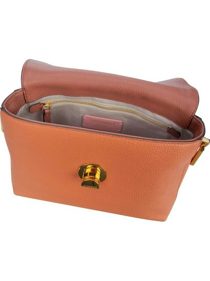 COCCINELLE Umhängetasche »Liya 1206«, Umhängetaschen Querformat Cloud#ft5_slash#Shark Grey, Nero#ft5_slash#Nero, Powder Pink #ft5_slash# Taupe, Chestnut#ft5_slash#Cinnamon 3 COCCINELLE Umhängetasche »Liya 1206«, Umhängetaschen Querformat Cloud#ft5_slash#Shark Grey, Nero#ft5_slash#Nero, Powder Pink #ft5_slash# Taupe, Chestnut#ft5_slash#Cinnamon – Bild 3