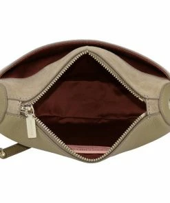 COCCINELLE Schultertasche, Leder Noir#ft5_slash#noir, Chestnut#ft5_slash#chest, N taupe#ft5_slash#n taupe 12 COCCINELLE Schultertasche, Leder Noir#ft5_slash#noir, Chestnut#ft5_slash#chest, N taupe#ft5_slash#n taupe -Günstiges Coccinelle Geschäft 39412159 80a5 5d76 97a4 d5630bc7bfab