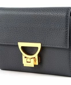 COCCINELLE Geldbörse »Arlettis« Warm Beige, Litchi, Moss Green, Ash Grey -Günstiges Coccinelle Geschäft 4f7d08a4 10c7 51ea a8e3 4fd80a3076c8