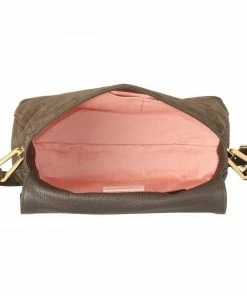 COCCINELLE Umhängetasche »Liya Suide«, Leder Bark#ft5_slash#bark, Stone#ft5_slash#stone 10 COCCINELLE Umhängetasche »Liya Suide«, Leder Bark#ft5_slash#bark, Stone#ft5_slash#stone -Günstiges Coccinelle Geschäft 52749565 f08a 5249 ba41 d2e4992f5063