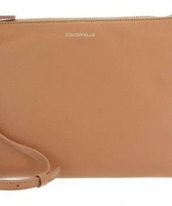 COCCINELLE Umhängetasche »New Best Crossbody 55F4«, Umhängetaschen Querformat Ash Grey, Shark Grey, Moss Green, Cloud 26 COCCINELLE Umhängetasche »New Best Crossbody 55F4«, Umhängetaschen Querformat Ash Grey, Shark Grey, Moss Green, Cloud -Günstiges Coccinelle Geschäft 5fa5e822 1a22 5ffa a734 e6ffdf557ea1