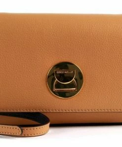 COCCINELLE Umhängetasche »Mini Bag« Warm Beige #ft5_slash# Noir, Ash Grey #ft5_slash# Noir, Moss Green #ft5_slash# Chocolate, Noir