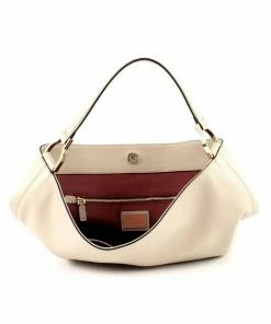 COCCINELLE Schultertasche »Keyla« 11 COCCINELLE Schultertasche »Keyla« -Günstiges Coccinelle Geschäft 6d2bf00f 483b 598b affb 375530ca79f8