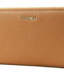 COCCINELLE Geldbörse »Metallic Soft«, Leder Moka, Noir, Marsala, Deep Violet 25 COCCINELLE Geldbörse »Metallic Soft«, Leder Moka, Noir, Marsala, Deep Violet -Günstiges Coccinelle Geschäft e8a95713 3fa0 52d1 8bae 2a21be91195f